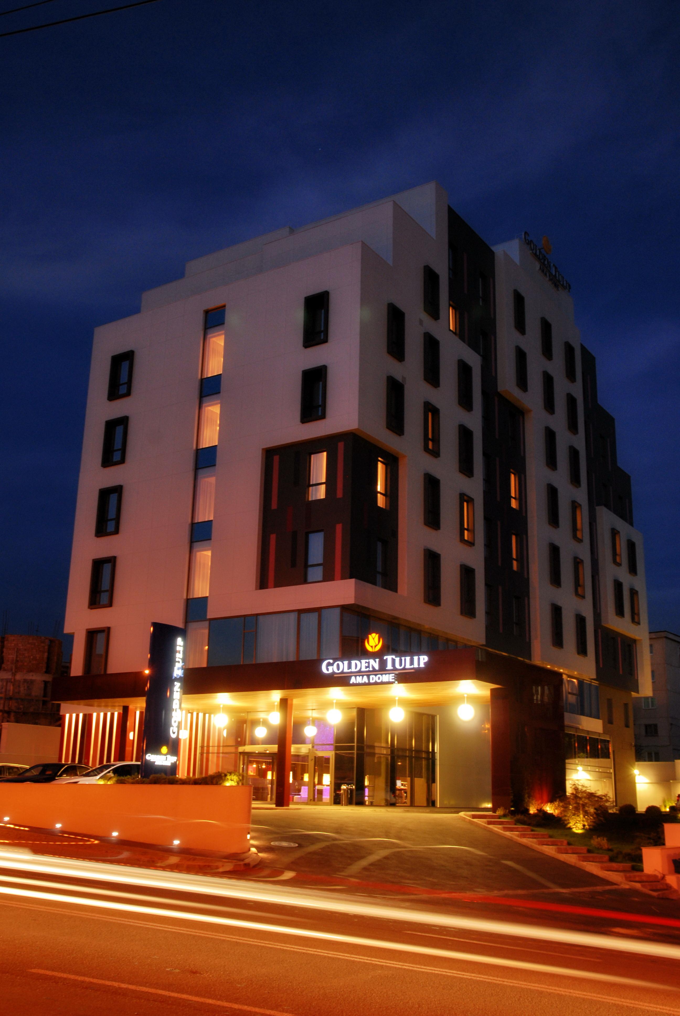 Golden Tulip Ana Dome Hotel คลูจ-นาโปกา ภายนอก รูปภาพ