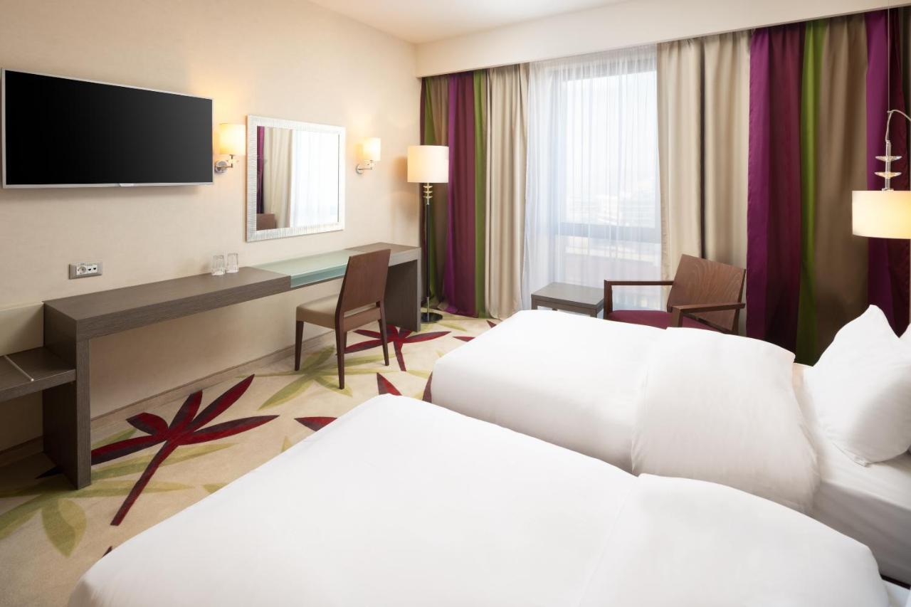 Golden Tulip Ana Dome Hotel คลูจ-นาโปกา ภายนอก รูปภาพ