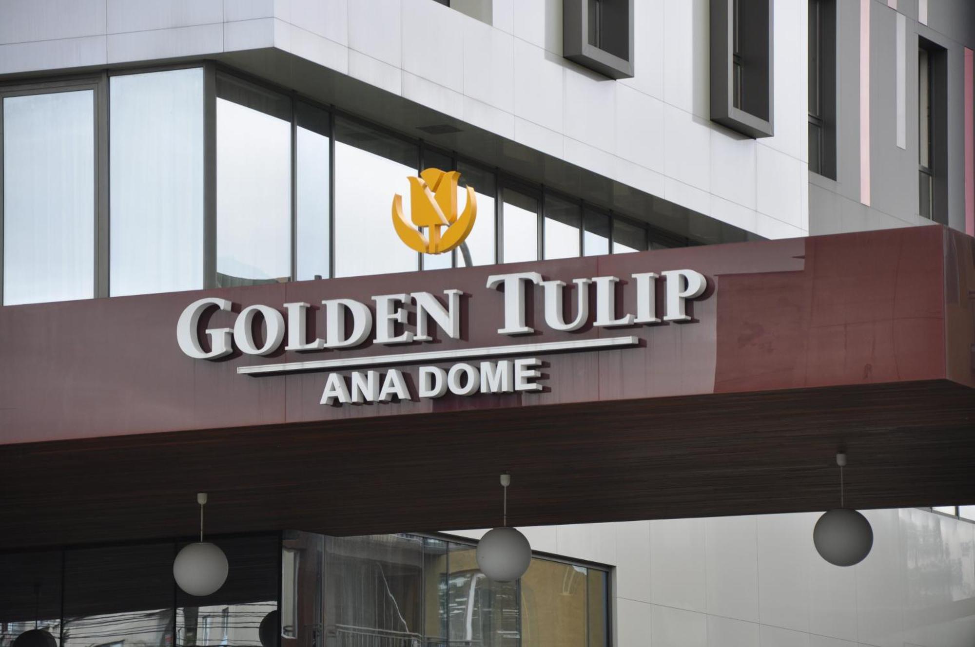 Golden Tulip Ana Dome Hotel คลูจ-นาโปกา ภายนอก รูปภาพ