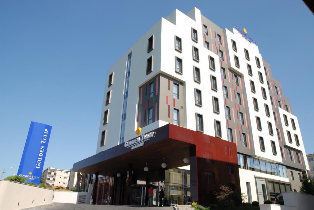 Golden Tulip Ana Dome Hotel คลูจ-นาโปกา ภายนอก รูปภาพ